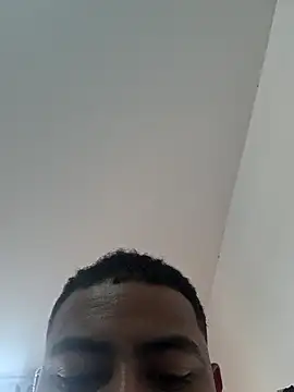 KLEYTON33 live sex cam