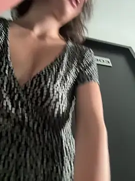 Ryan_ruru live sex cam