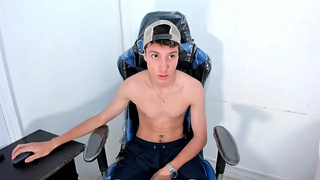 LittleDanny_ live sex cam