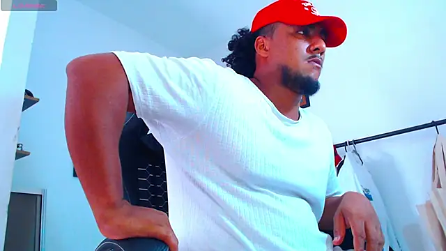 yosoy_enzo2020 live sex cam