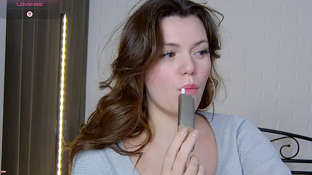 _RiverLov live sex cam