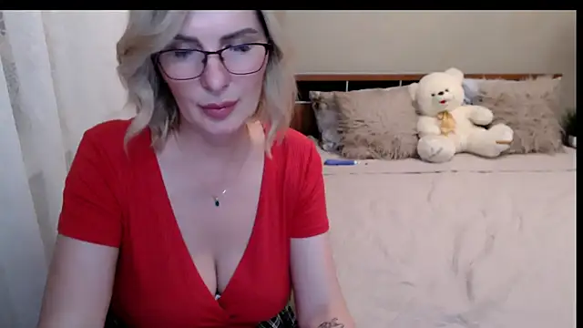 sensualEmilia live sex cam