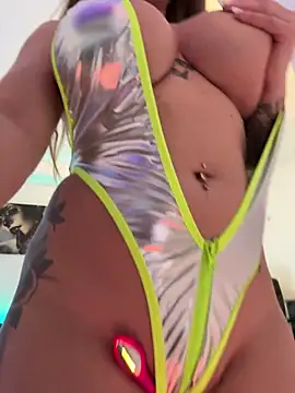 IsabellaEtthan live sex cam