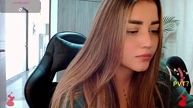 Lucia_star__'s cam snapshot