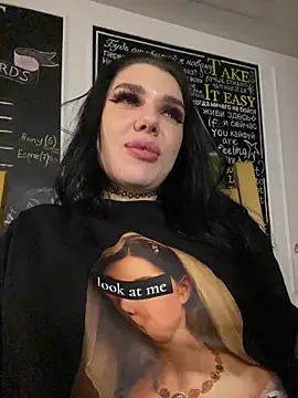 MaeveMoon's cam snapshot