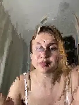 Emaline_Fane's cam snapshot