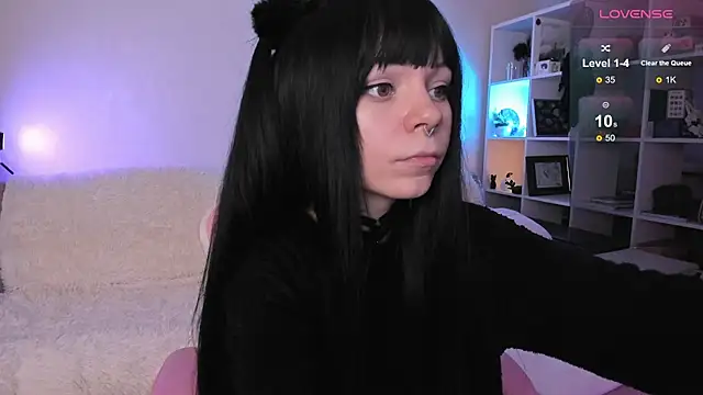 _ChloeSweeet_'s cam snapshot