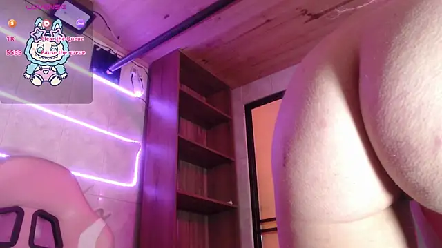 Sally23_'s cam snapshot