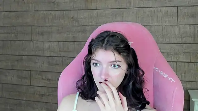 SophiaProve's cam snapshot