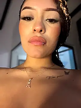 MystiqueXXX live sex cam