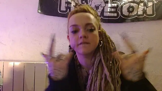 spiralhokkaido23 live sex cam