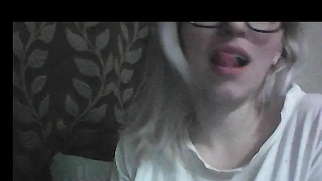 Dolce_Tempt's cam snapshot