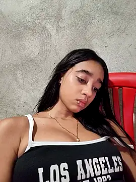 Zoe_Sweett18 live sex cam