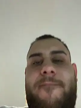 Andreiandu23 live sex cam