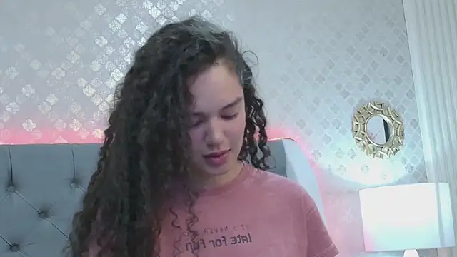 RoxanaAngel's cam snapshot