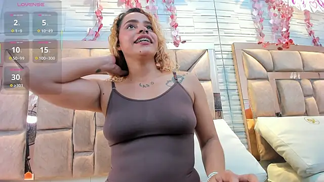 rossy_roose's cam snapshot