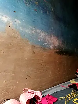 AparnaBoudi's cam snapshot