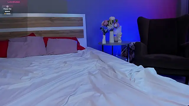 hey_tessa's cam snapshot