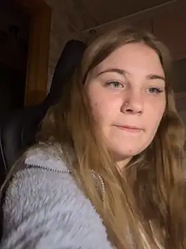 FLOWERS555's cam snapshot