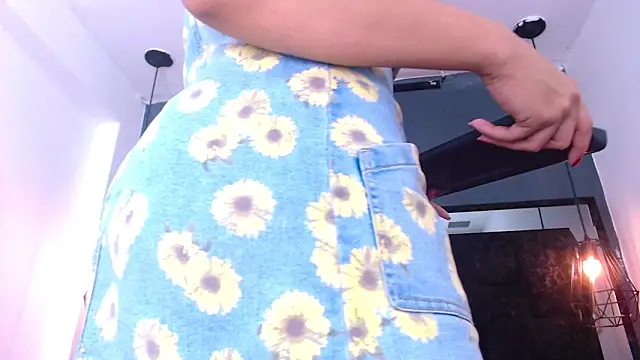 AndreaGil_ live sex cam