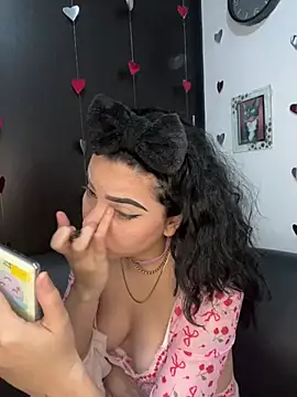 Missvalery live sex cam