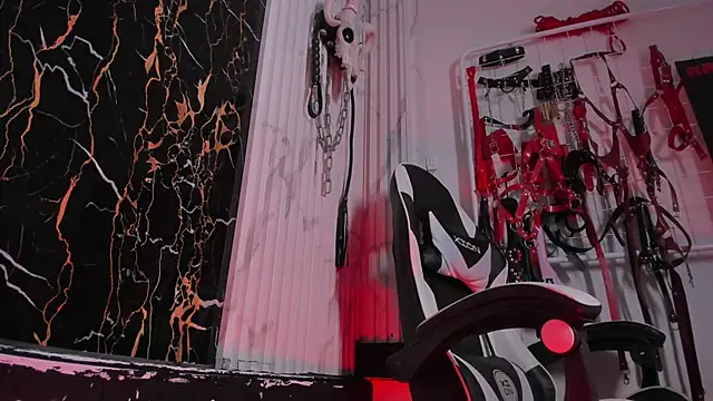 Guxplo_'s cam snapshot