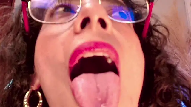 AmaraYasbel's cam snapshot