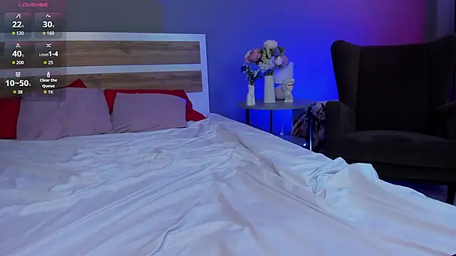 hey_tessa's cam snapshot