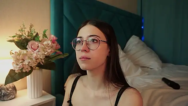 ywixos's cam snapshot