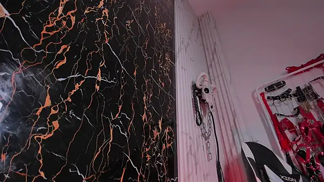 Guxplo_'s cam snapshot