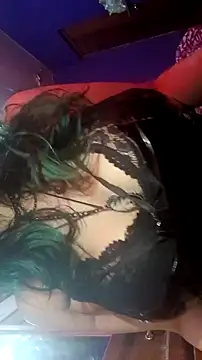 scarlettsucks19 live sex cam