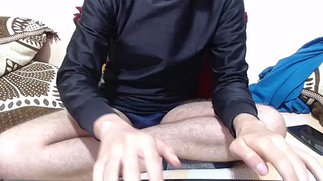 Alexdelarge323 live sex cam