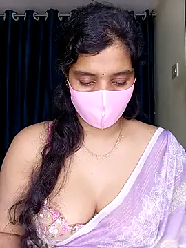 Rose-luckey's cam snapshot