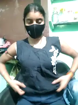 Erotic-Girl's cam snapshot