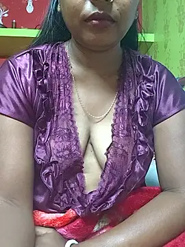 arushi_bb's cam snapshot