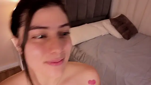 dakotaa__'s cam snapshot