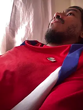 OfficialMineirinho live sex cam