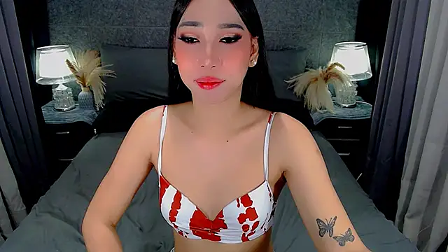 saphira_fucks live sex cam