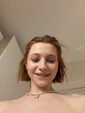 Camilla_Railian live sex cam