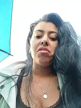 Luianna live sex cam