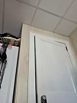 KittyWhispers's cam snapshot