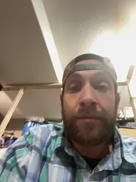 SmokingSloth live sex cam