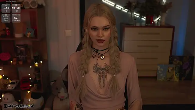 ManiFreyja live sex cam