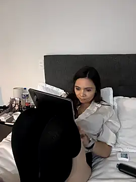 Cami_Konor's cam snapshot