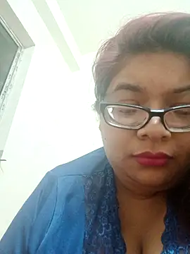 Elie_Hallway's cam snapshot