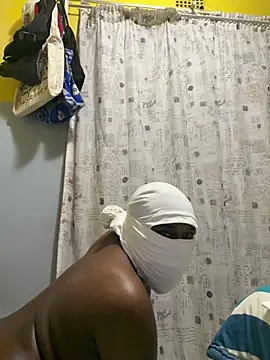 thickerthanpeanutbutter live sex cam