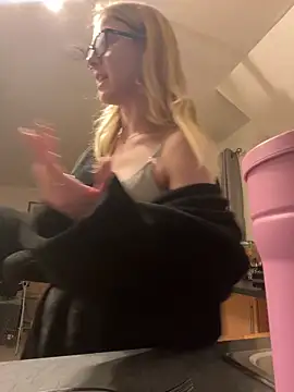 RosieLovexoxx's cam snapshot