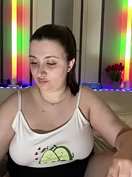 lipsi_vikki's cam snapshot