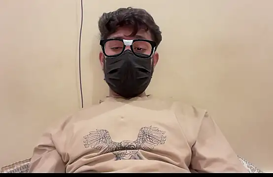 FlynnRyderXO live sex cam