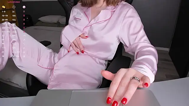 gigihadd's cam snapshot